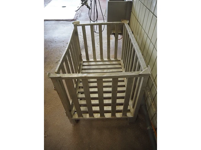Nn cage - afbeelding 4 van  4
