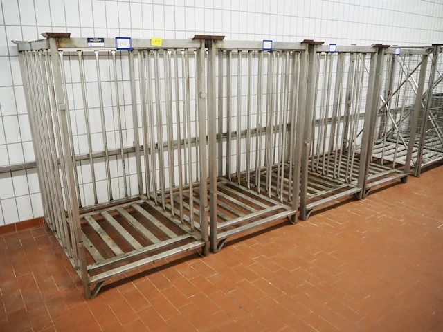 Nn cages - afbeelding 1 van  8