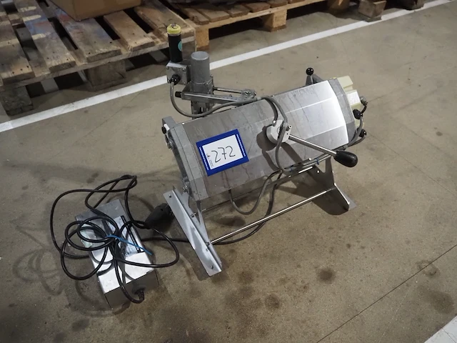Nn can opener - afbeelding 2 van  8