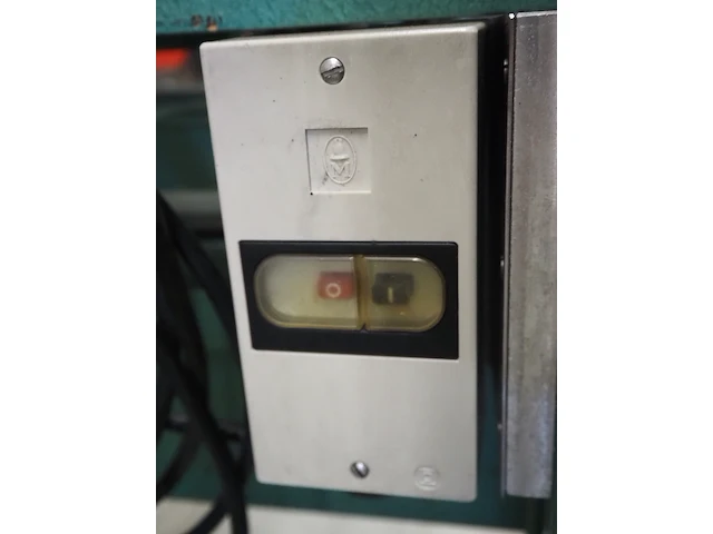 Nn cap closing machine - afbeelding 4 van  13