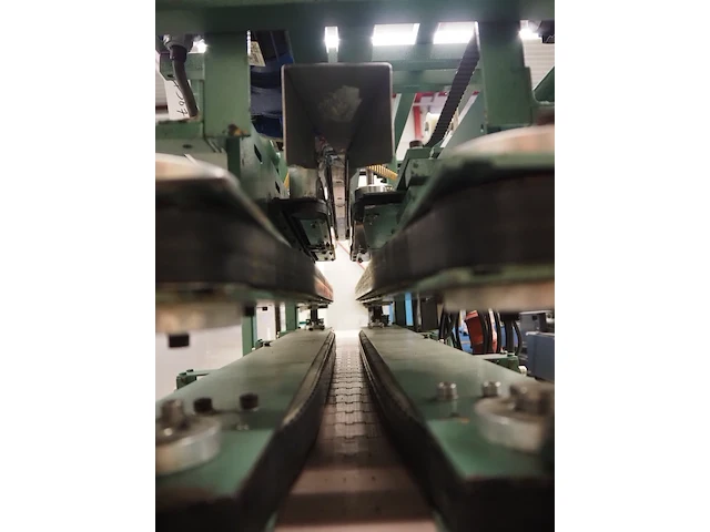 Nn cap closing machine - afbeelding 11 van  13