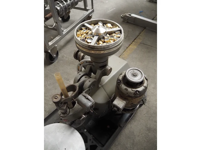 Nn capping machine - afbeelding 8 van  11