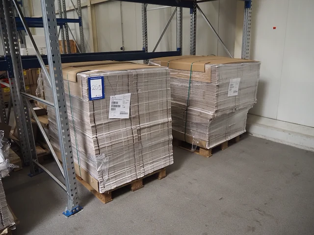 Nn carton boxes and labels - afbeelding 2 van  10