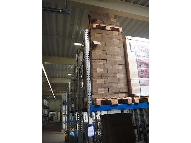 Nn carton boxes and labels - afbeelding 3 van  10