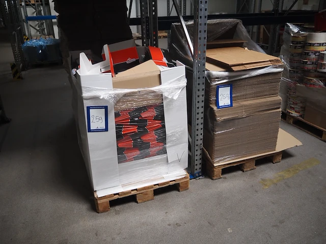 Nn carton boxes and labels - afbeelding 6 van  10