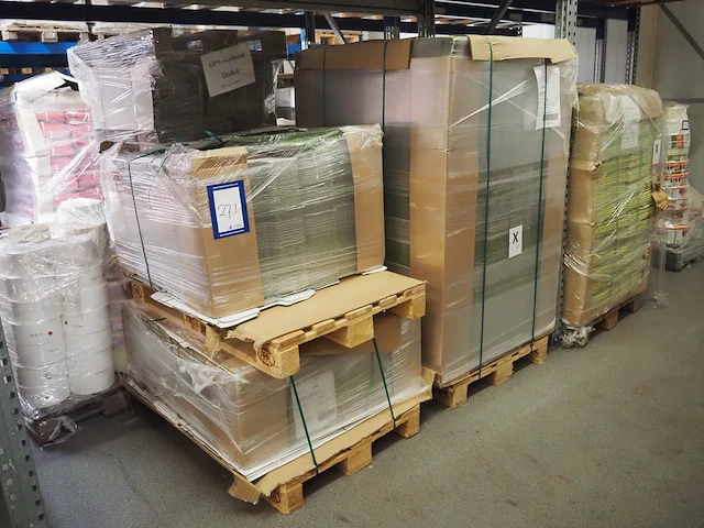 Nn carton boxes and labels - afbeelding 9 van  11