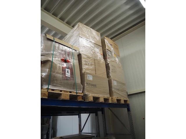 Nn carton boxes and labels - afbeelding 11 van  11