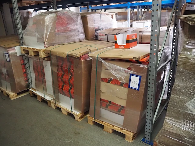 Nn carton boxes - afbeelding 11 van  12