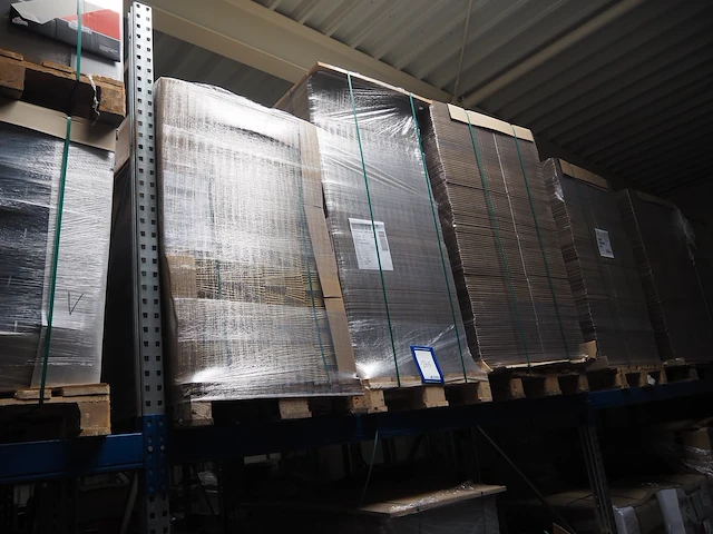 Nn carton boxes - afbeelding 7 van  11