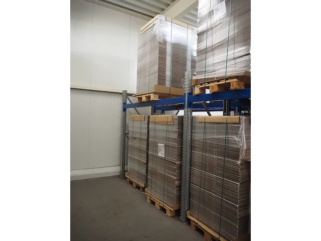 Nn carton boxes - afbeelding 2 van  11