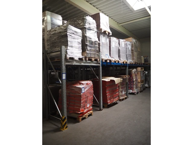 Nn carton boxes - afbeelding 1 van  11