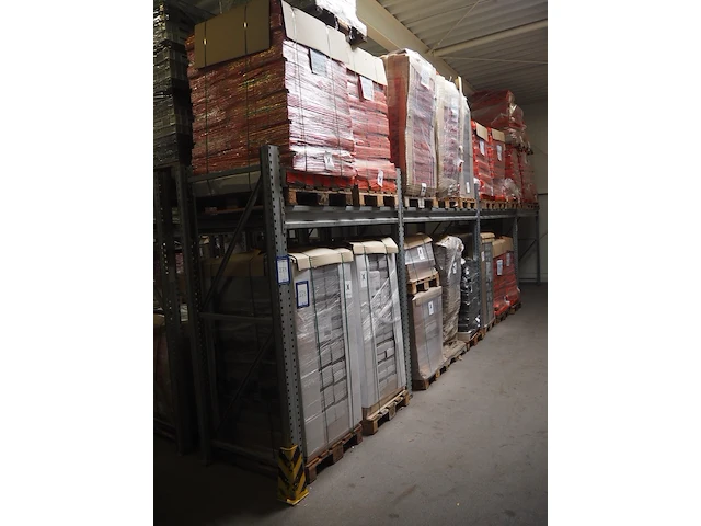 Nn carton boxes - afbeelding 1 van  10