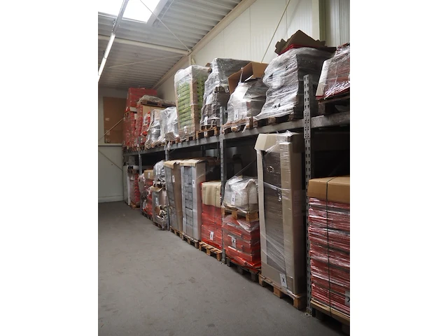 Nn carton boxes - afbeelding 1 van  12