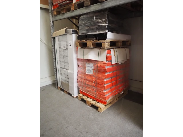 Nn carton boxes - afbeelding 7 van  12