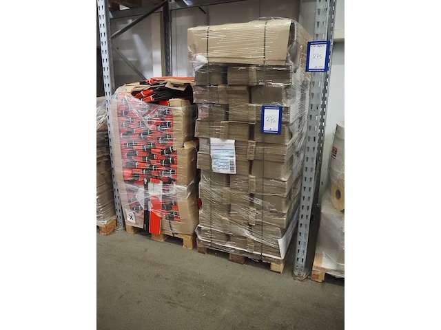 Nn carton boxes - afbeelding 2 van  9