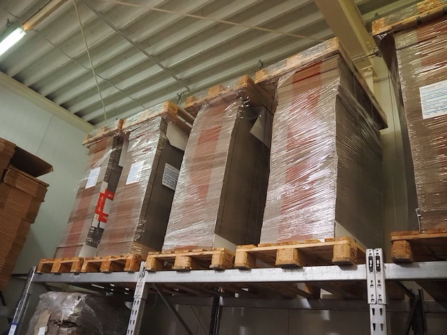 Nn carton boxes - afbeelding 6 van  9