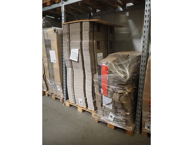Nn carton boxes - afbeelding 7 van  9