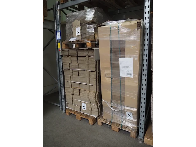 Nn carton boxes - afbeelding 8 van  9