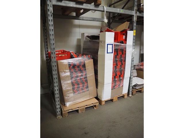 Nn carton boxes - afbeelding 17 van  17