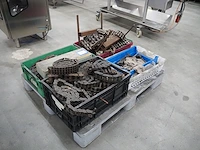 Nn chains - afbeelding 1 van  9