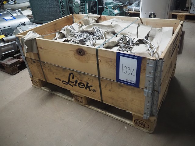 Nn chains - afbeelding 1 van  5