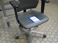 Nn chair - afbeelding 1 van  4