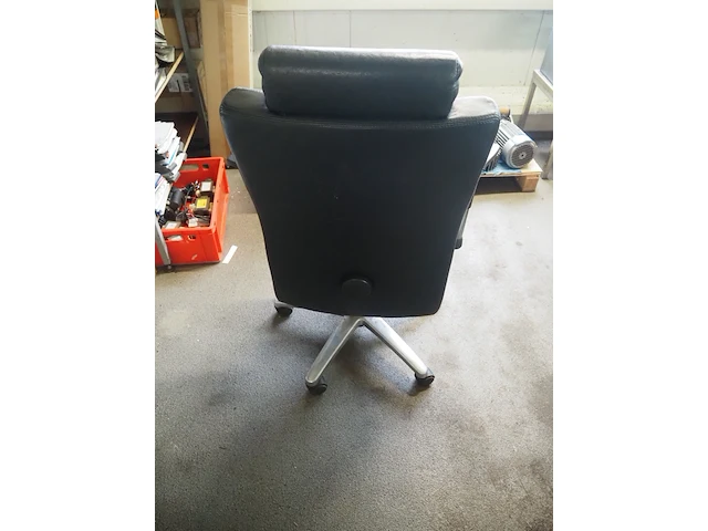 Nn chair - afbeelding 3 van  3