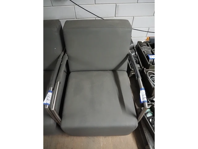 Nn chairs - afbeelding 4 van  5