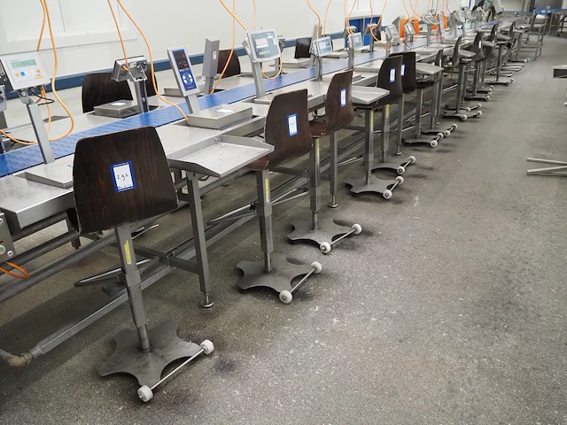 Nn chairs - afbeelding 1 van  4