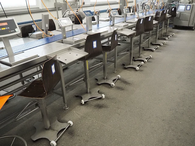 Nn chairs - afbeelding 1 van  4