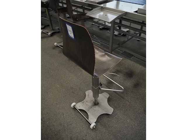 Nn chairs - afbeelding 4 van  4