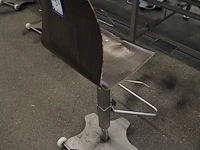 Nn chairs - afbeelding 4 van  4