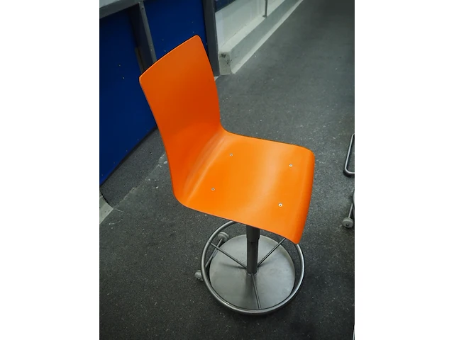 Nn chairs - afbeelding 3 van  4