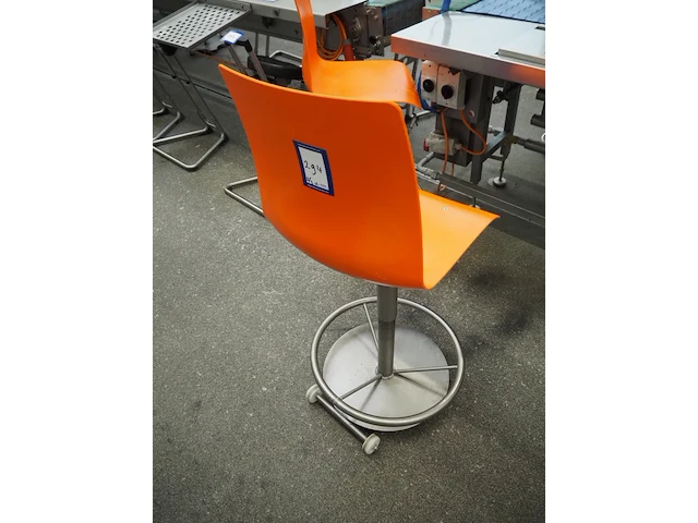 Nn chairs - afbeelding 4 van  4