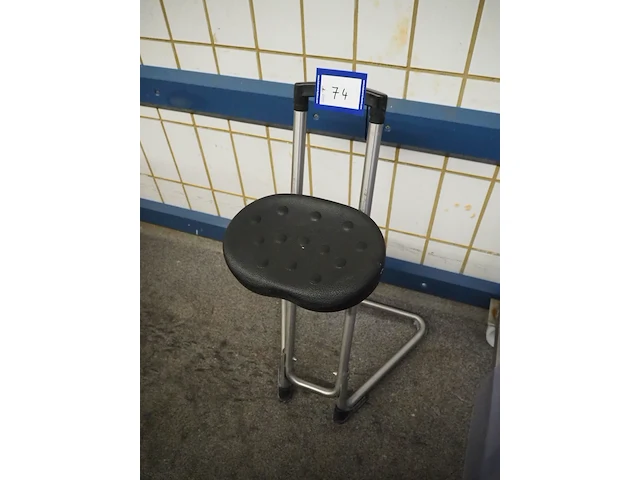 Nn chairs - afbeelding 2 van  3