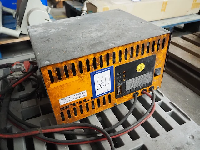 Nn charger - afbeelding 2 van  6