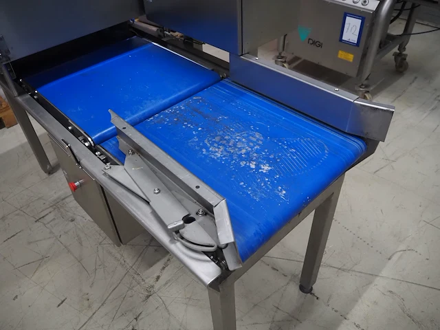 Nn checkweigher with labeller - afbeelding 8 van  12