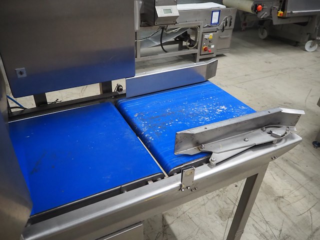 Nn checkweigher with labeller - afbeelding 13 van  13