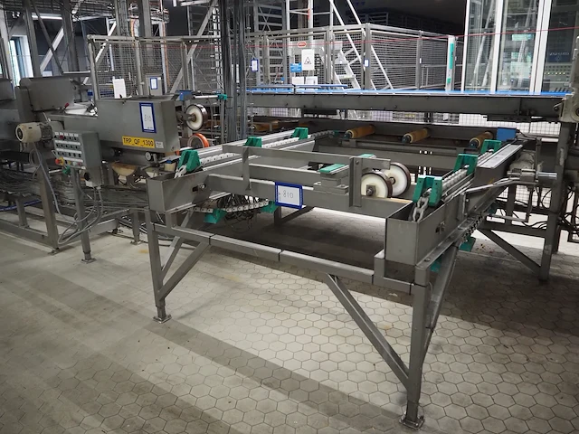 Nn cheese board loading line - afbeelding 3 van  20