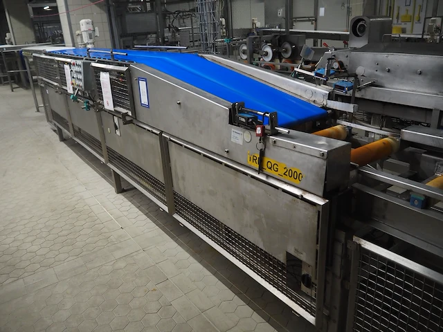 Nn cheese board loading line - afbeelding 12 van  20