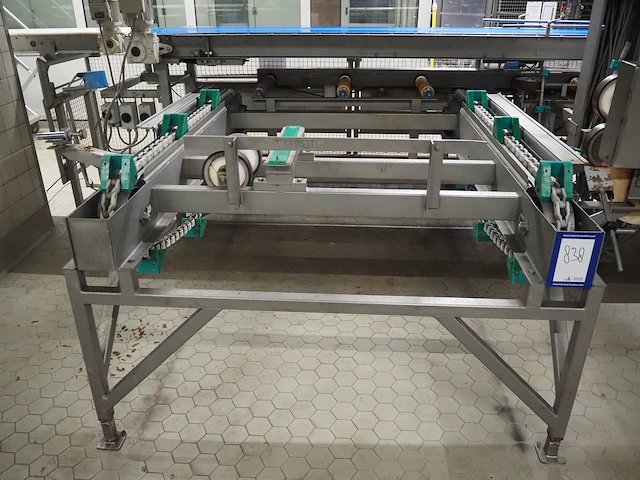 Nn cheese board loading line - afbeelding 6 van  17