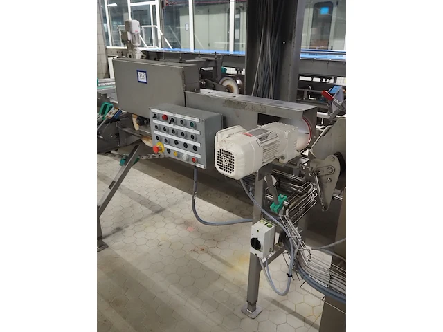 Nn cheese board loading line - afbeelding 7 van  17