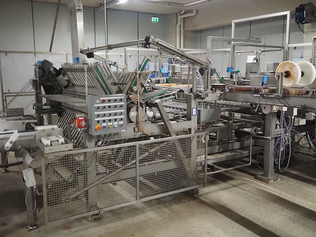 Nn cheese wheel tilting line - afbeelding 1 van  38