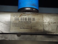 Nn cheese wheel tilting line - afbeelding 20 van  38