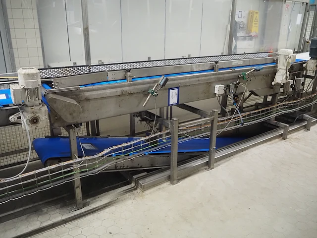 Nn cheese wheel tilting line - afbeelding 21 van  38