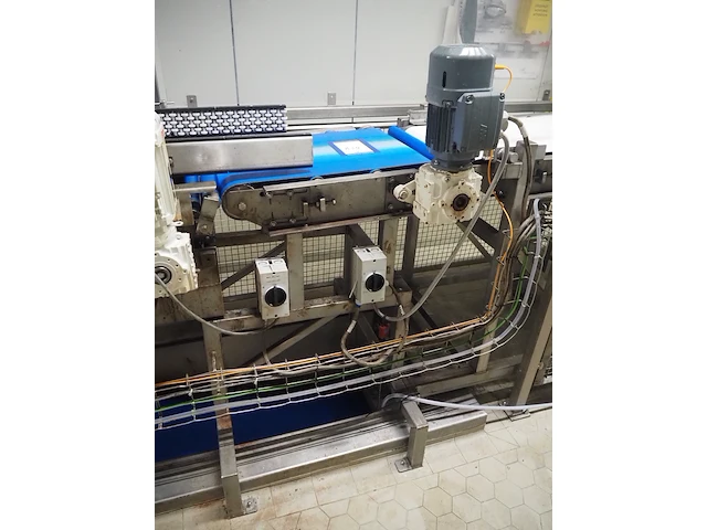 Nn cheese wheel tilting line - afbeelding 27 van  38