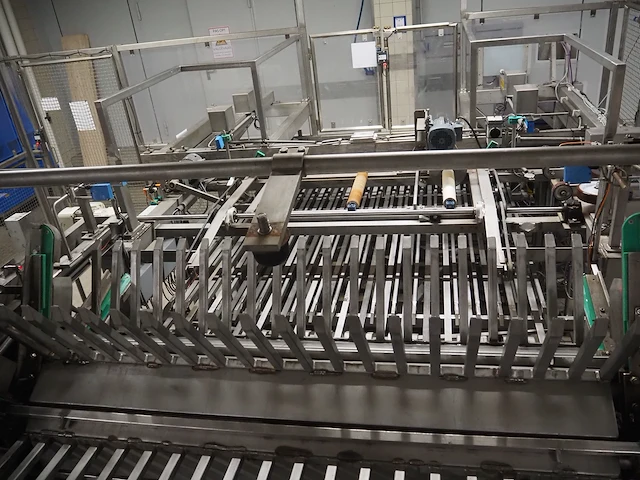 Nn cheese wheel tilting line - afbeelding 35 van  38