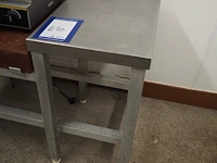 Nn chop table - afbeelding 3 van  4