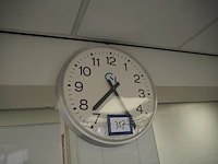 Nn clock - afbeelding 1 van  2