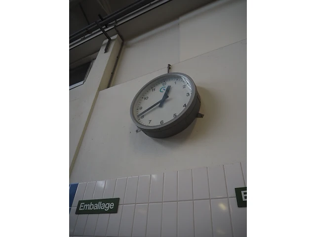 Nn clock - afbeelding 2 van  2